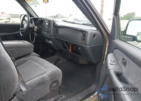 1999 Chevrolet Silverado 1500 Ls из США, поврежденный, VIN 2GCEC19T8X1141218